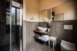 Bagno di Hotel Ristorante Ala d'Oro