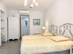 Photo de la galerie de l'établissement Cozy 2BR Appartment near the Port of Nice, à Nice