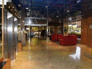 A seating area at Hotel Ébora by Vivere Stays