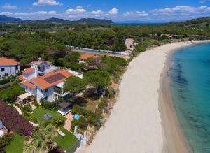 an aerial view of a resort and the beach at Villa Aurora in Pula