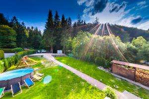 Loodusmaastik villa lähedal