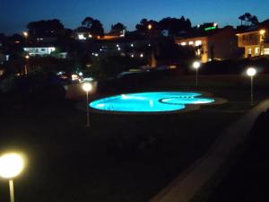 Bazén v ubytování Apartamento fontiñas Sanxenxo montalvo nebo v jeho okolí