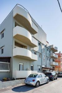 Budova, kde se apartmán nachází + 13 fotografií