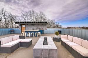 Gallery image of Luxe Amish Country Apartment with Rooftop Terrace! in Millersburg