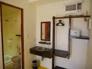 Bagno di Lazy Dog Bed & Breakfast