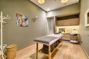 Kúpele alebo wellness v ubytovaní Hanza Pałac Wellness & SPA