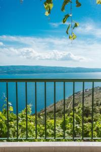 Foto dalla galleria di Apartment Kuzmanić a Lokva Rogoznica