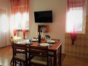 Gallery image of Apartment Agava Istria - family vacation rental with free parking, garden, WiFi in Ližnjan