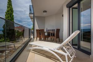 Balkón alebo terasa v ubytovaní Apartmani Kecman