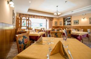 Εστιατόριο ή άλλο μέρος για φαγητό στο Castel View Apartment - Gardaslowemotion
