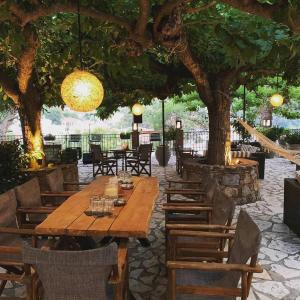 Vrt pred nastanitvijo Hotel Steni