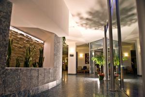 Vstupní hala nebo recepce v ubytování Hotel Leuco' + 37 fotografií