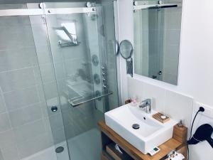 Guesthouse La Costiere Logements Independants Espace Piscine Jacuzzi Lunel Updated 21 Prices