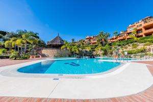 Fotografie z fotogalerie ubytování Luxury Nueva Anadalucia Suits v destinaci Marbella