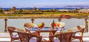Fotografia z galérie ubytovania Xenos Villa 4 - Luxury Villa With Private Swimming Pool Near The Sea v destinácii Tigaki
