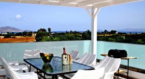 Fotografia z galérie ubytovania Xenos Villa 4 - Luxury Villa With Private Swimming Pool Near The Sea v destinácii Tigaki