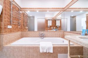 Ένα μπάνιο στο Boutique Hotel Portofino