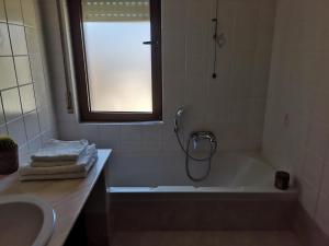 B&B La Terrazza tesisinde bir banyo