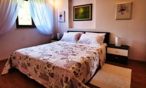 Postel nebo postele na pokoji v ubytování MONTE Beach Apartments