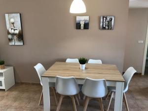Fotografia z galérie ubytovania Apartamento VenAVera Playa de Baria 2 K-1D Primera Línea Gran Terraza y WIFI v destinácii Vera