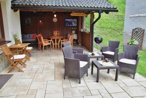 Patio alebo iná vonkajšia časť ubytovania Ubytovanie Žember