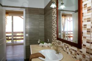 A bathroom at Villa- nefeli