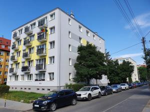 Budova, v ktorej sa apartmán nachádza