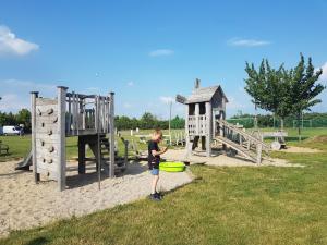 Children's play area sa Pferdehof Jäger