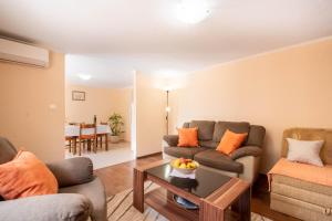 Posedenie v ubytovaní Apartment Frlan