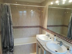 Galeriebild der Unterkunft Burriana Holiday Villa in Nerja