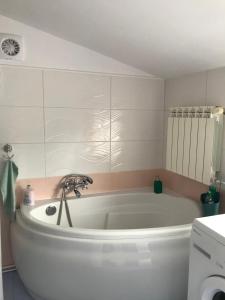 Ванна кімната в cosy & comfy - OLD TOWN