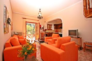 TV a/nebo společenská místnost v ubytování Pool Villa Grigoris