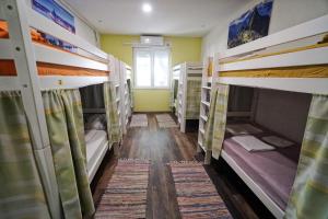 Postel nebo postele na pokoji v ubytování Oasis hostel