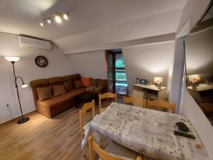 Posezení v ubytování Perucac Apartment