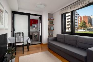 Kép Apartamento soleado, aparcamiento gratuito, a pie del centro szállásáról Oviedóban a galériában