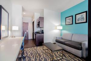 Gallery image of La Quinta Inn & Suites by Wyndham Northlake Ft. Worth in Northlake