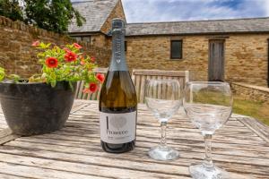 Minuman di The Fold - Ash Farm Cotswolds +3 gambar