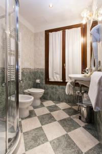Koupelna v ubytování Hotel Al Ponte Mocenigo