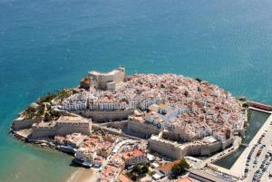 an aerial view of a small island in the ocean at Avenida del Mar 14 Junio in Castellón de la Plana