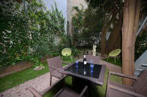 Vonkajšia záhrada v ubytovaní Apartamento centro de Lloret 8 people
