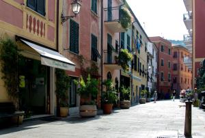 Foto dalla galleria di La casa nel borgo a Lavagna