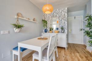 Zdjęcie z galerii obiektu Sur suites stella maris w mieście Fuengirola