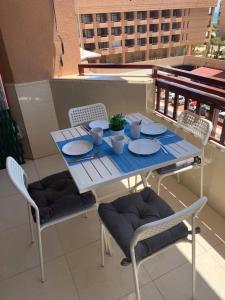 Balkón nebo terasa v ubytování Palmeras Suite Fuengirola