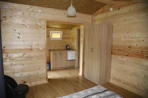 Kuchyň nebo kuchyňský kout v ubytování CampCity Frombork