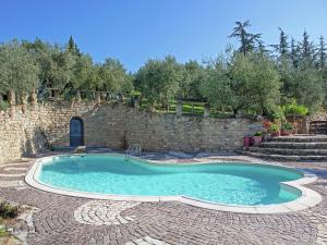 Piscina di Apartment in quiet and green environment with swimming pool o nelle vicinanze