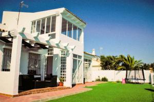 Κήπος έξω από το El carajo