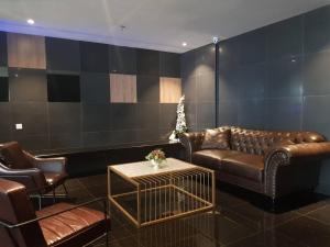 Posezení v ubytování Leo Palace Hotel Classic Wing, WTC Kuala Lumpur