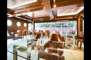 Gallery image of Hotel Golden - I in Raipur