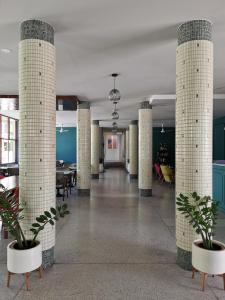 Ο χώρος του λόμπι ή της ρεσεψιόν στο Subhamitra Hotel Hua Hin-SHA Certified