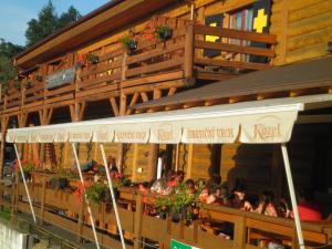Fotografie z fotogalerie ubytování Sport-hotel Šibeniční vrch v Mnichovicích